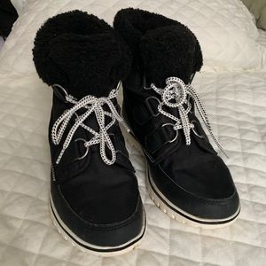 Sorel Carnival Explorer Boots
